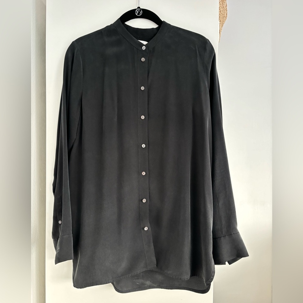 Everlane black washed silk collarless blouse - size 2